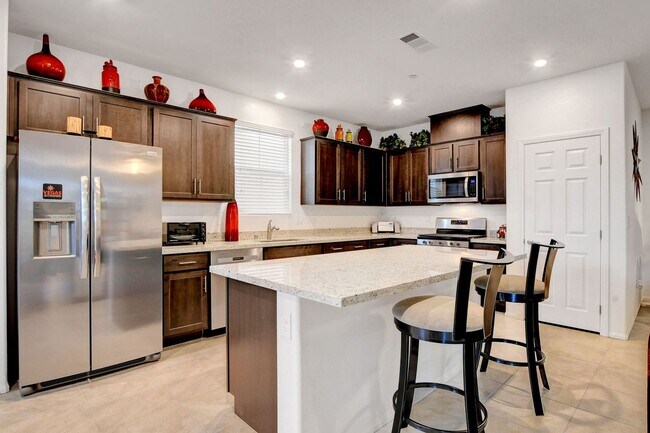 Building Photo - Beautiful Energy Star Home in Skye Hills