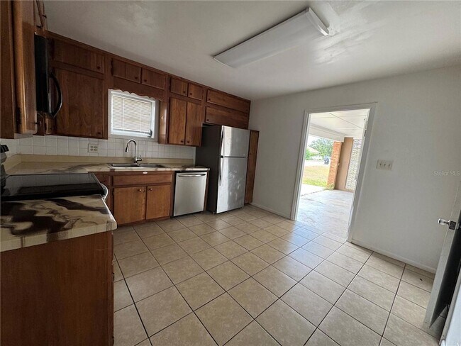 Building Photo - 25 E Street Unit