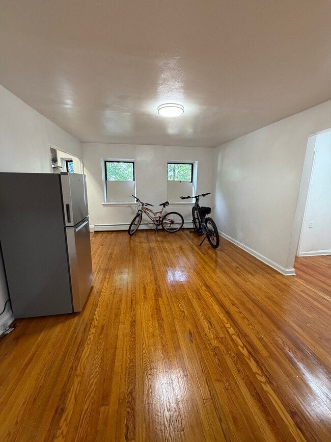 Building Photo - 463 Highland Ave