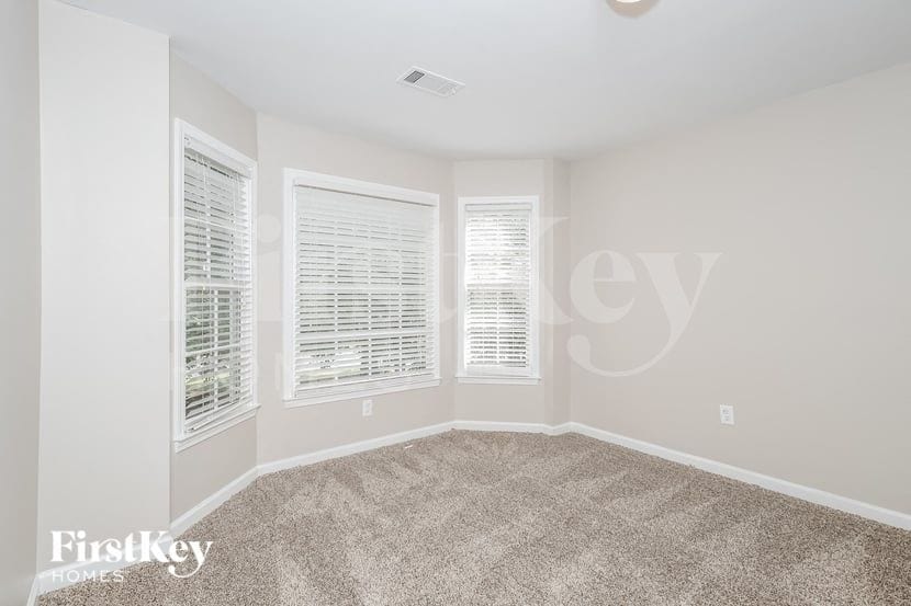 Building Photo - 4390 Wellbrook Ct