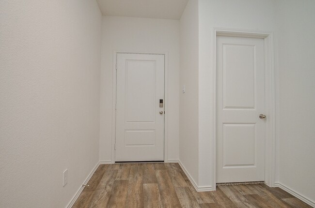 Building Photo - 31310 Yatesbury Ln