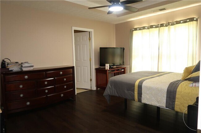 Building Photo - 158 Cobbler Cove Dr