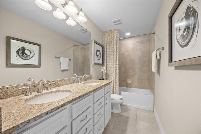 Building Photo - 2880 E Lake Pointe Dr