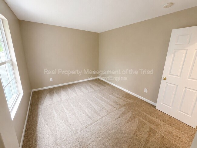 Building Photo - 7 Loblolly Ct