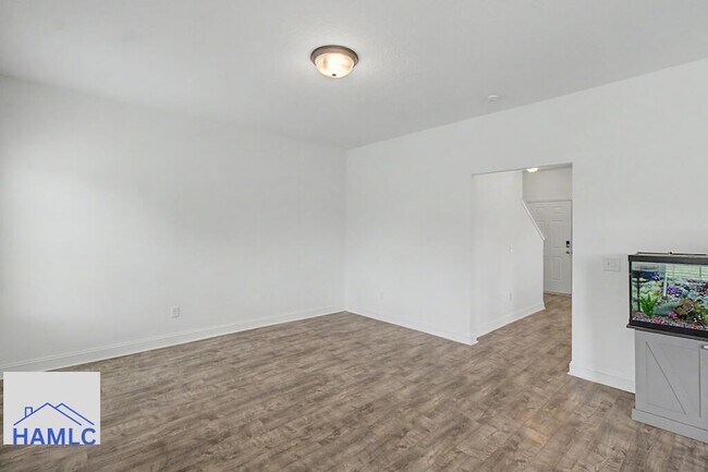 Building Photo - 40 Rimes Ave SE