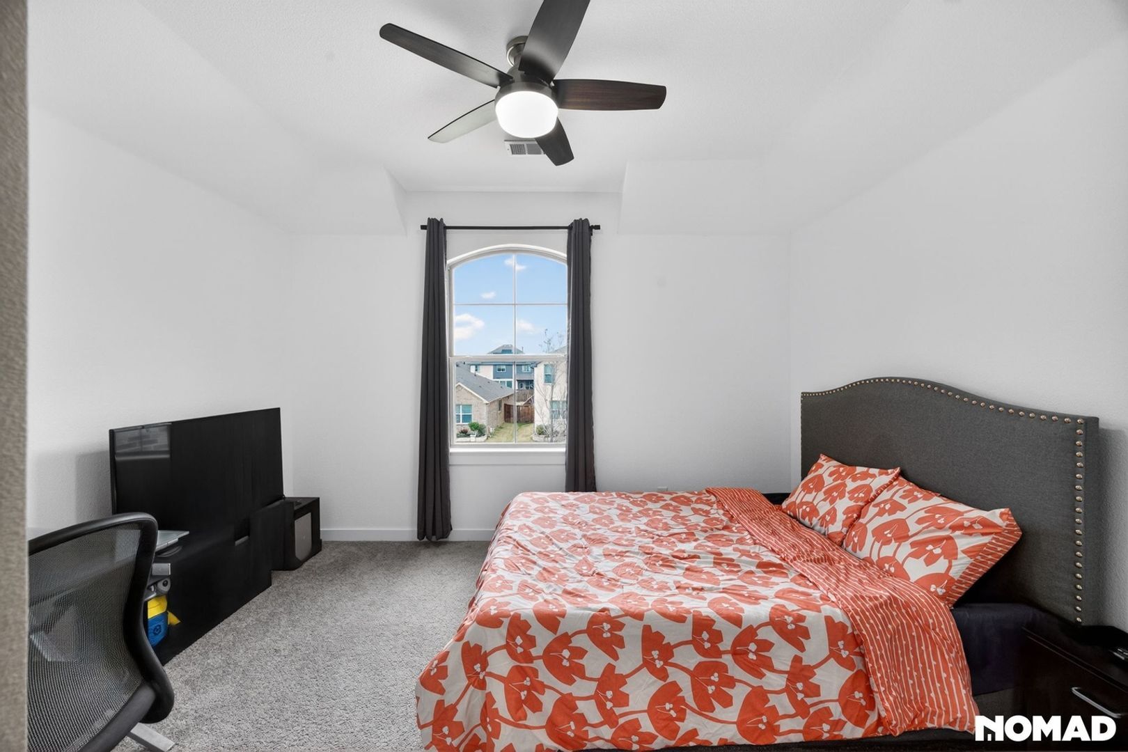 Building Photo - 1120 Saddle Ridge Dr