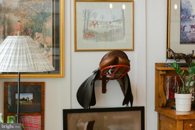 Building Photo - 13230 Falls Rd