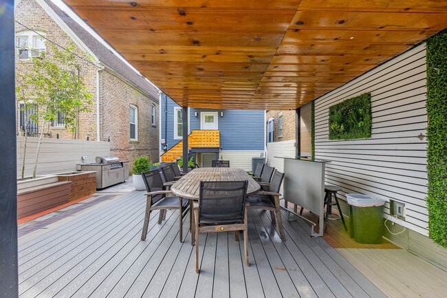 Building Photo - 7219 S Peoria St