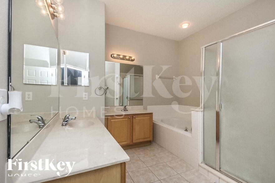 Building Photo - 1506 Nestlewood Trail