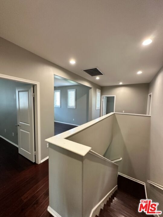 Building Photo - 17032 Cantlay St