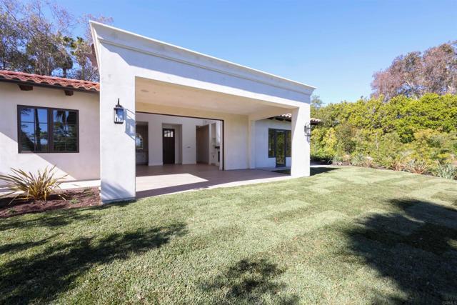 Building Photo - 14827 Rancho Santa Fe Farms Rd