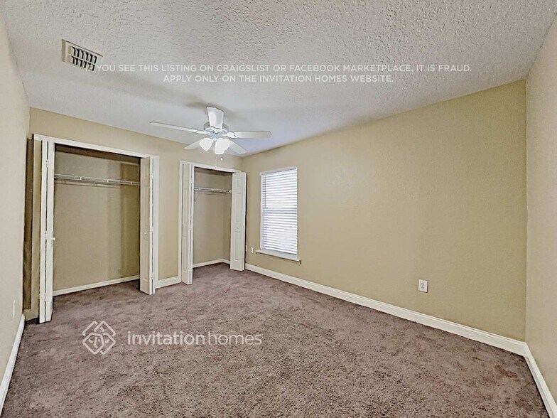 Building Photo - 409 Blackbird Way