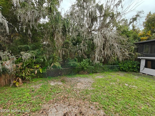 Building Photo - 1447 Lawrence Pl