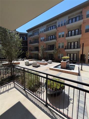 Building Photo - 111 Town Pl