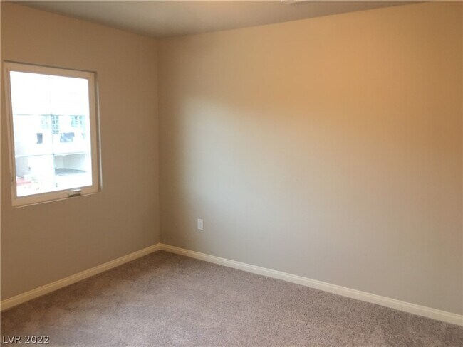 Building Photo - 9857 Mercer Ests Ct