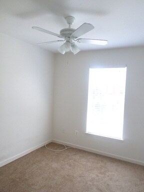 Building Photo - 4712 Hanrahan Pl