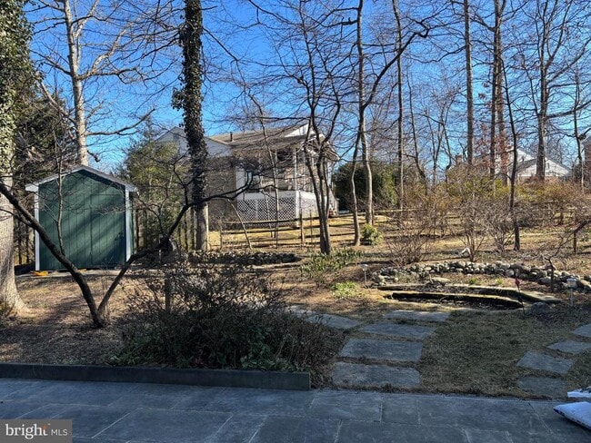 Building Photo - 1249 Derbyshire Rd