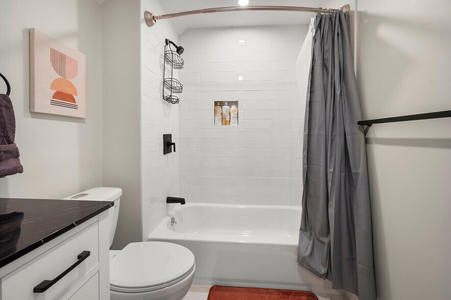 Building Photo - 21 Bolton St