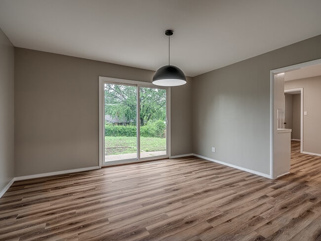 Building Photo - 4729 Baylor Dr