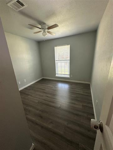 Building Photo - 6524 Blue Grass Dr