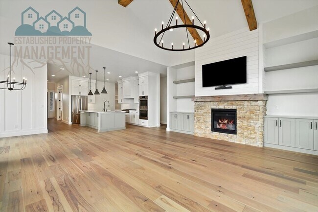 Building Photo - 10642 W Lothbury Dr