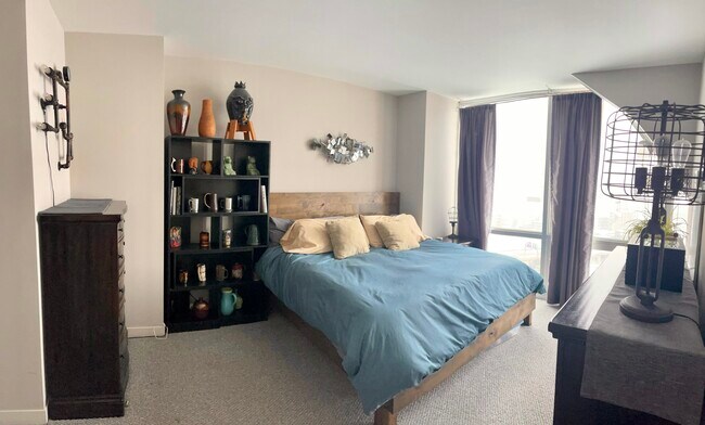 Building Photo - 510 W Erie St