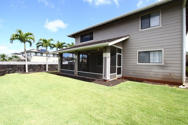 Building Photo - Mililani Mauka