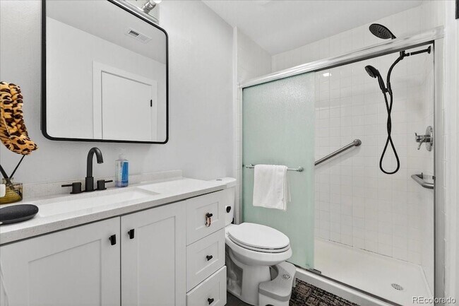 Building Photo - 7250 S Gaylord St