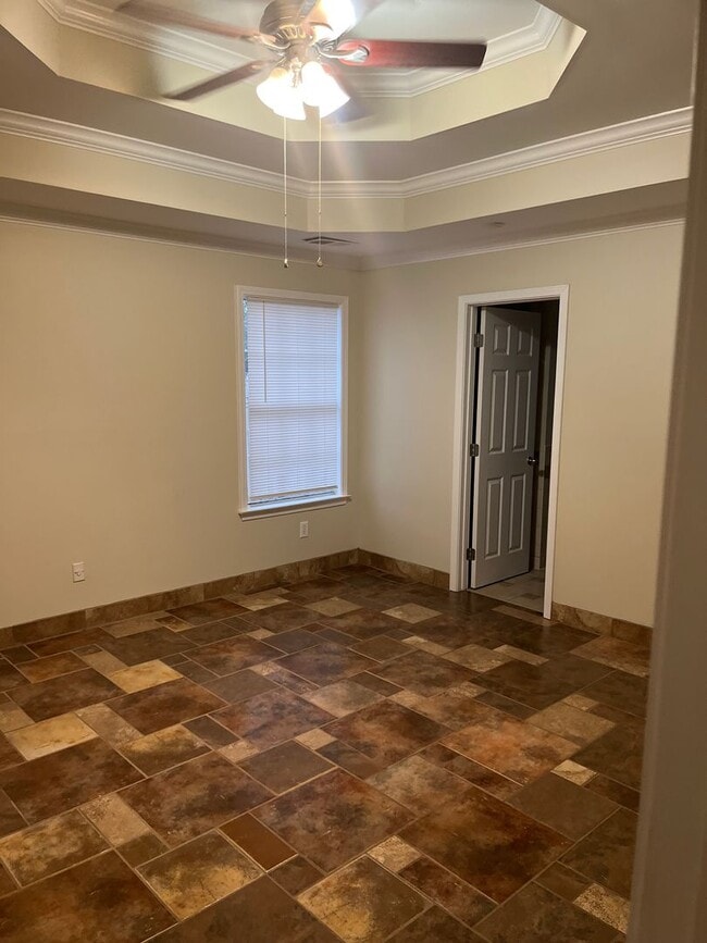 Building Photo - 3 bedroom,2 bath Helena Area