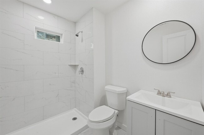 Building Photo - 8708 Ronnie St