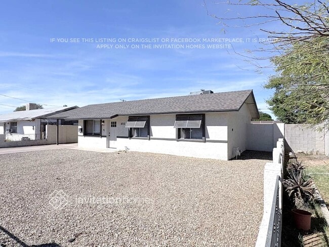 Building Photo - 856 E 9th Ave