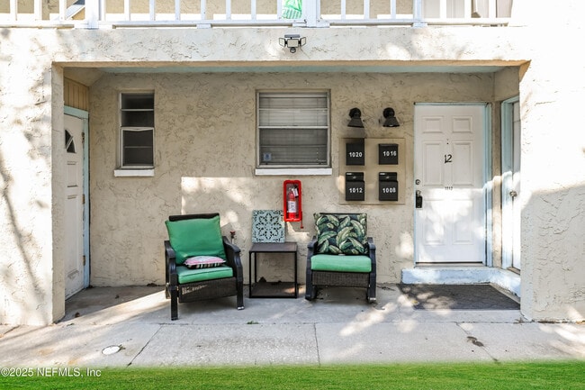 Building Photo - 1012 2nd St S