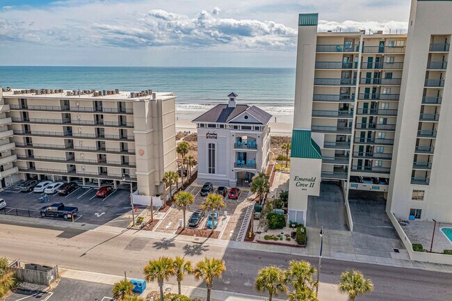 Building Photo - Spacious 3BR/3BA Coastal Retreat at Harbour Pointe – Utilities Included!