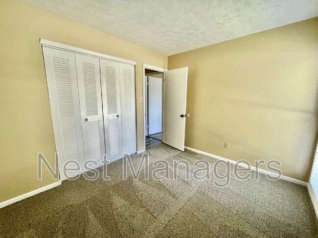 Building Photo - 4609 Fen Ct