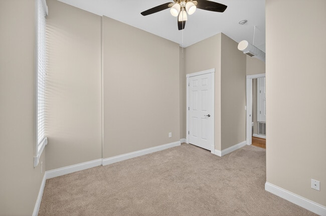 Building Photo - 2151 Fulton Ave