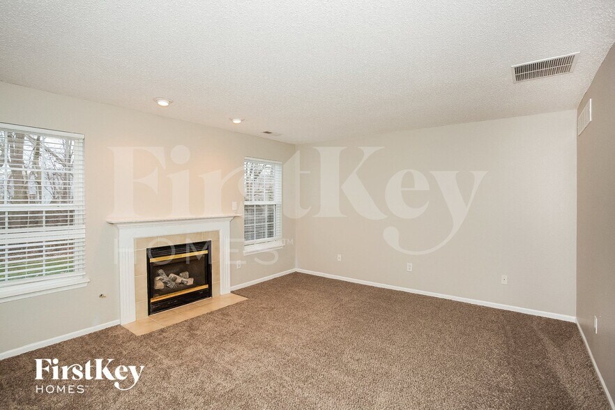 Building Photo - 15563 Dusty Trail