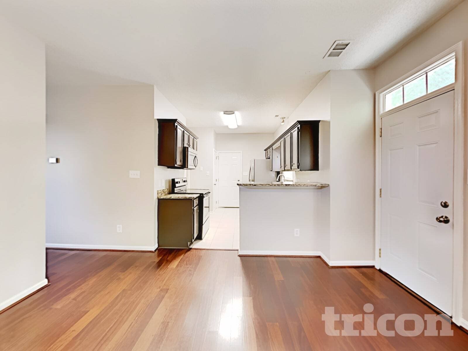 Building Photo - 1609 Silverberry Ct