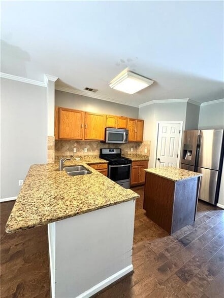 Building Photo - 268 Paden Cove Trail