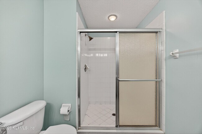 Building Photo - 13727 Richmond Park Dr N