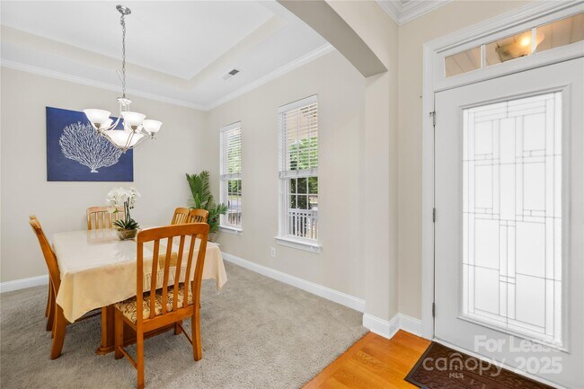 Building Photo - 10732 Alvarado Way