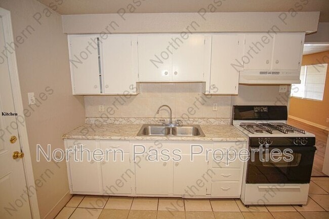 Building Photo - 7311 A St