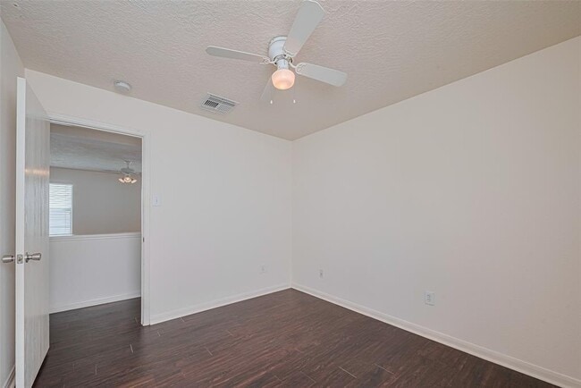 Building Photo - 3514 Garrison Run Dr