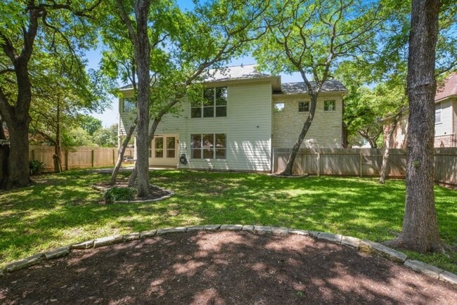 Building Photo - Beautifully Updated 4 Bedroom, 2.5 Bathrooms, 2-Story Home in West Round Rock