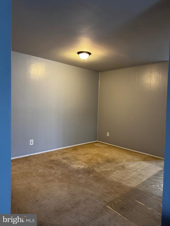 Building Photo - 11238 Cherry Hill Rd