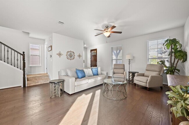 Building Photo - 127 Iron Rail Rd