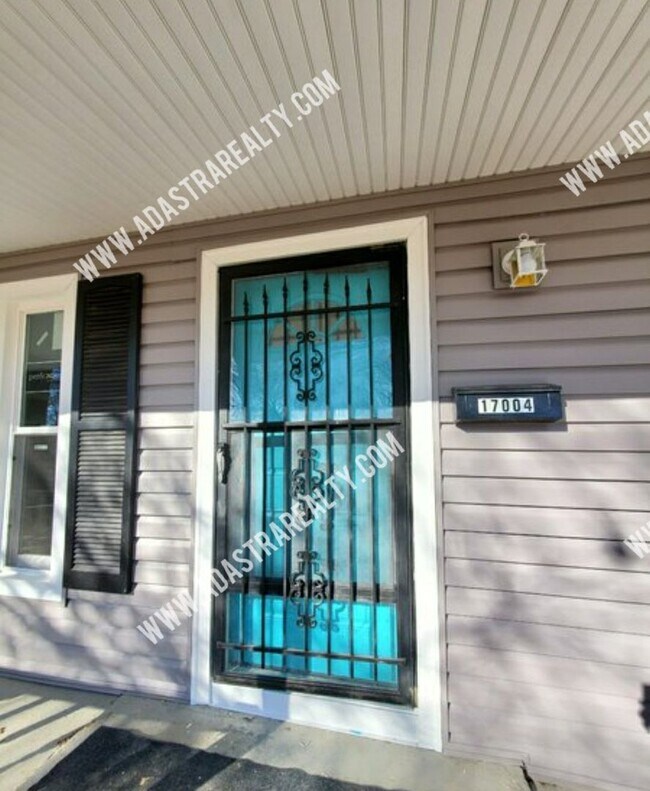 Building Photo - Remodeled Independence Ranch Home-Available in MAY!!