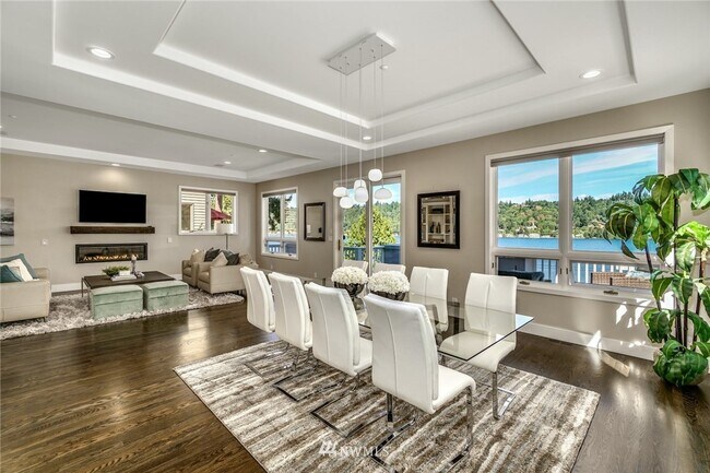 Building Photo - 2410 West Lake Sammamish Pkwy NE