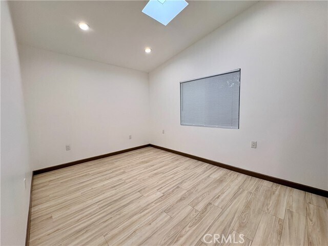 Building Photo - 753 Baylor Ave