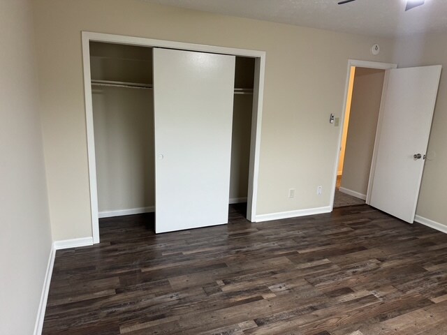Building Photo - 1208 Park Hill Cir