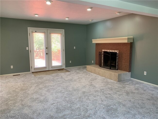 Building Photo - 7021 Longview Dr